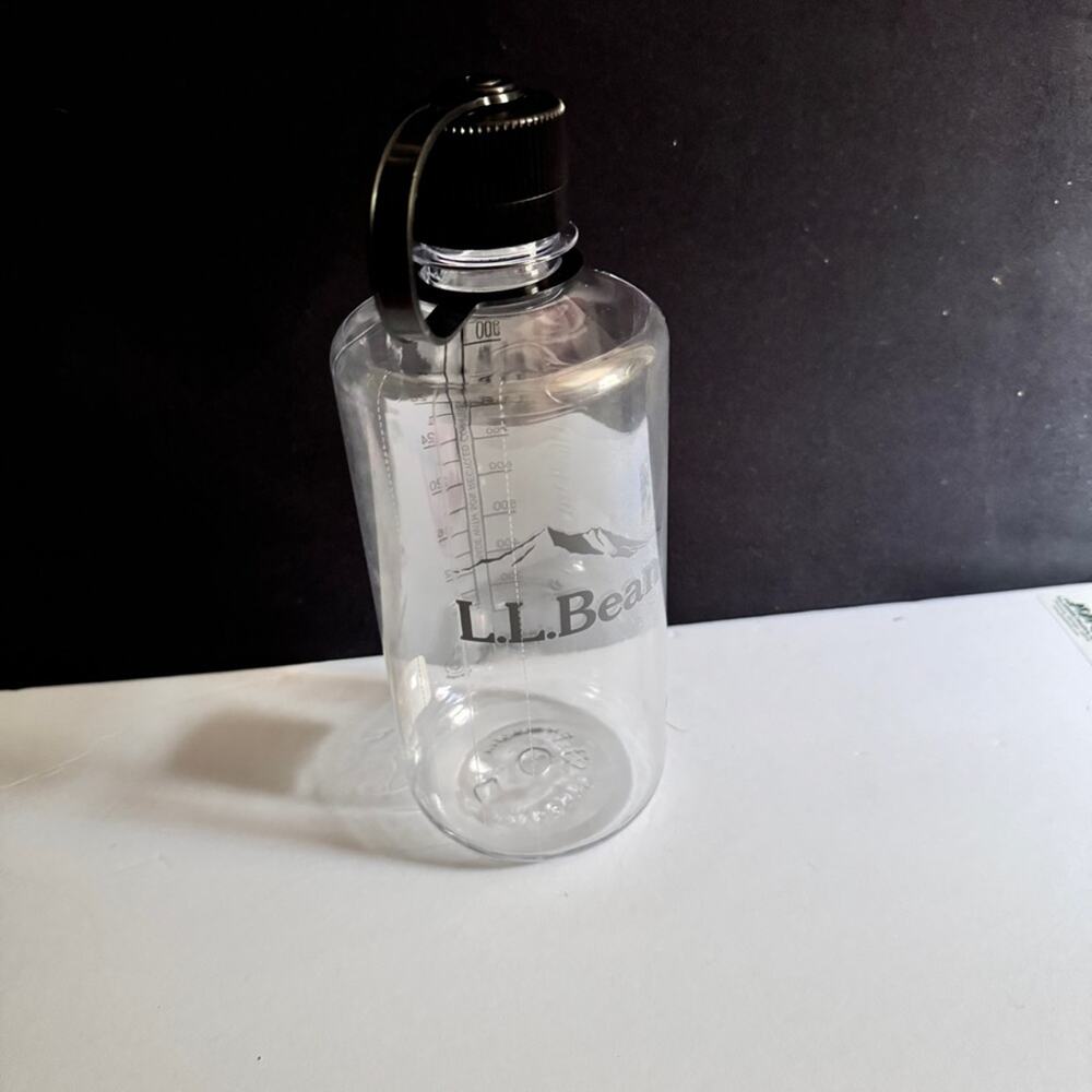 L.L. Bean Nalgene Reusable Eco-friendly  Water Bottle NWT Sz 32 oz